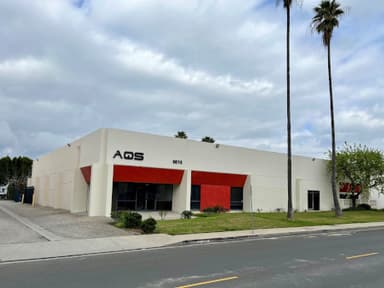 DAUM Commercial Brokers Sale of 12,892 SF Warehouse in Canoga Park, California