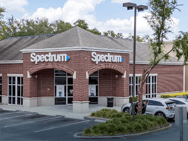 SRS Real Estate Brokers $5.3M Sale of Central Florida Retail Center