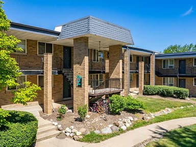 Monument Capital Management Sells Workforce Housing Community in Metro Chicago for $30M
