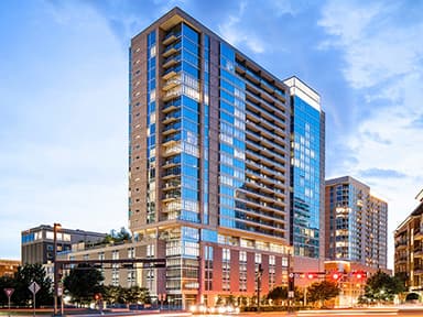 Knightvest Capital Acquires 389-Unit Apartment Building in Uptown Dallas