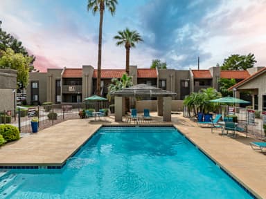 Stoneweg Sells 194-Unit Apartment Community in Mesa, Arizona to Rise48 Equity