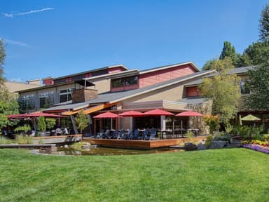 Sonnenblick-Eichner Co. Secures $24M Loan for Refinancing of Cedarbrook Lodge Hotel in Seattle