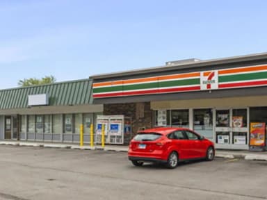 McCollom Realty Sells El Cameno Plaza Retail Property in Metro Chicago