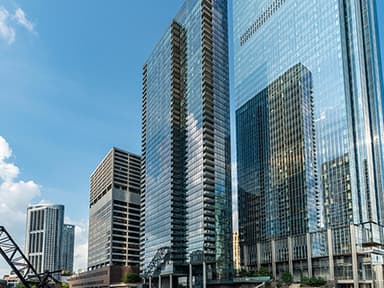 JLL Arranges $141.8M Refinancing for Wolf Point West Luxury Apartment Tower in Chicago