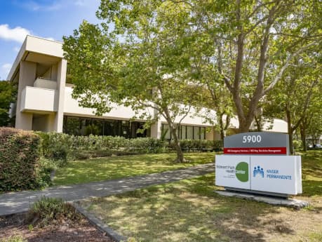 Levin Johnston Negotiates $23.7M Sale of Medical Office Property in Rohnert Park, California