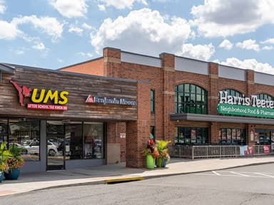 Federal Realty Sells Harris Teeter-Anchored Shopping Center in Falls Church, Virginia for $58M