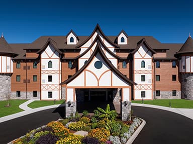 Pyramid Global Hospitality Opens 208-Room Dellshire Resort in Wisconsin