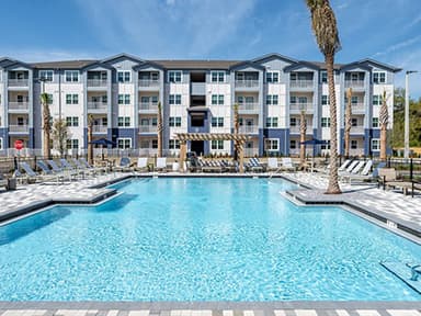 Walker & Dunlop Arranges $223M in Bridge Financing for Southeast Multifamily Portfolio