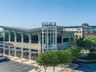 CBRE Arranges Acquisition Financing for 353,000 SF Retail Property in San Antonio