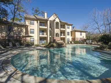 Eastham Capital Sells 200-Unit Apartment Complex in Humble, Texas
