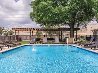 Berkadia Brokers Sale of 180-Unit Apartment Complex in Northwest Houston