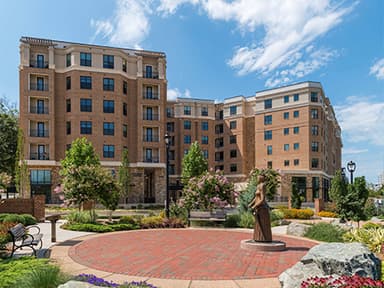 Tishman Speyer Acquires Berkshire Dilworth Apartments in Charlotte for $76.3M