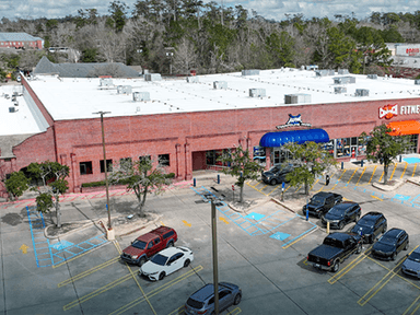 SRS Real Estate Negotiates $8M Sale of Retail Center in Mandeville, Louisiana