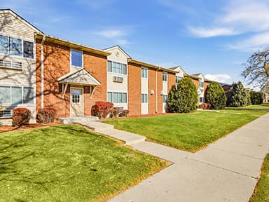 Greysteel Arranges $18.1M Sale of Multifamily Community in Metro Milwaukee