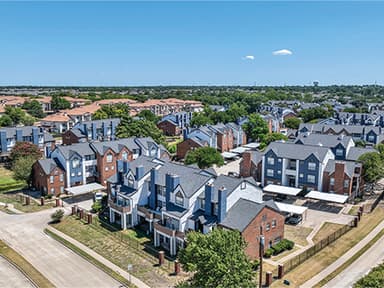 Newmark Brokers Sale of 229-Unit Apartment Complex in Plano