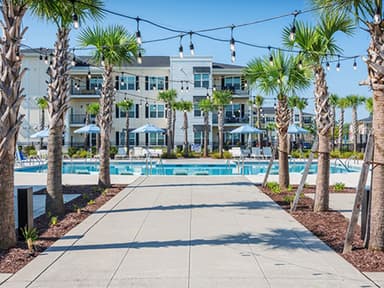 JLL Arranges Sale of 270-Unit Apartment Community Near Myrtle Beach