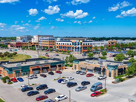 Hanley Investment Group Brokers Sale of 13,308 SF Retail Center in Metro Milwaukee