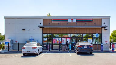 Clovis 7-Eleven C-Store/Gas Station Trades in 1031 Exchange