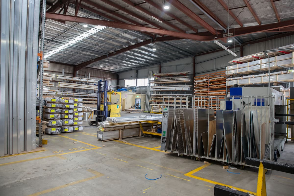 Big-Box Deals Push Chicago Industrial Leasing Into National Top 3