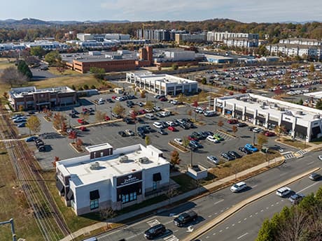JLL Arranges $74.5M Refinancing for Trader Joe’s-Anchored Shopping Center in Charlottesville