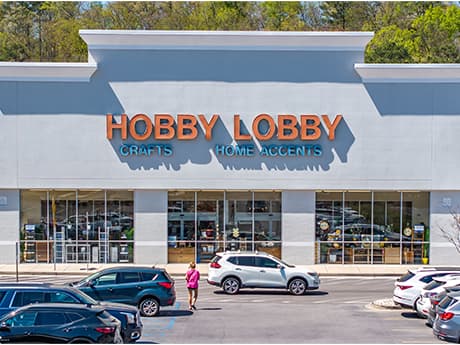 JLL Negotiates $32.5M Sale of Power Retail Center in Birmingham