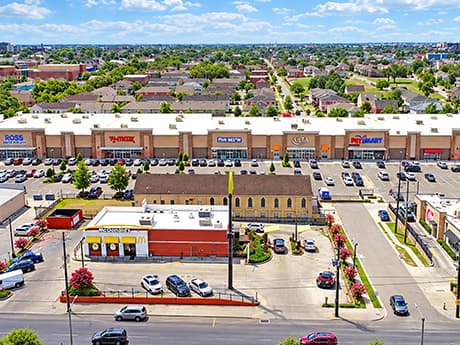 Matthews Brokers Sale of Magnolia Marketplace Shopping Center in New Orleans