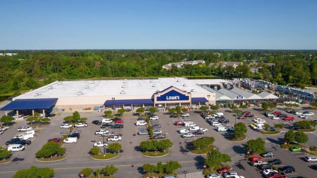 Pine Tree Acquires Sponsor Interest in $644M SITE Centers Portfolio